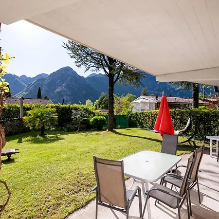 Appartamento Casa Sabine, Con Giardino E Vista Rocca